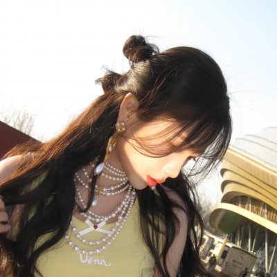 女税务员
